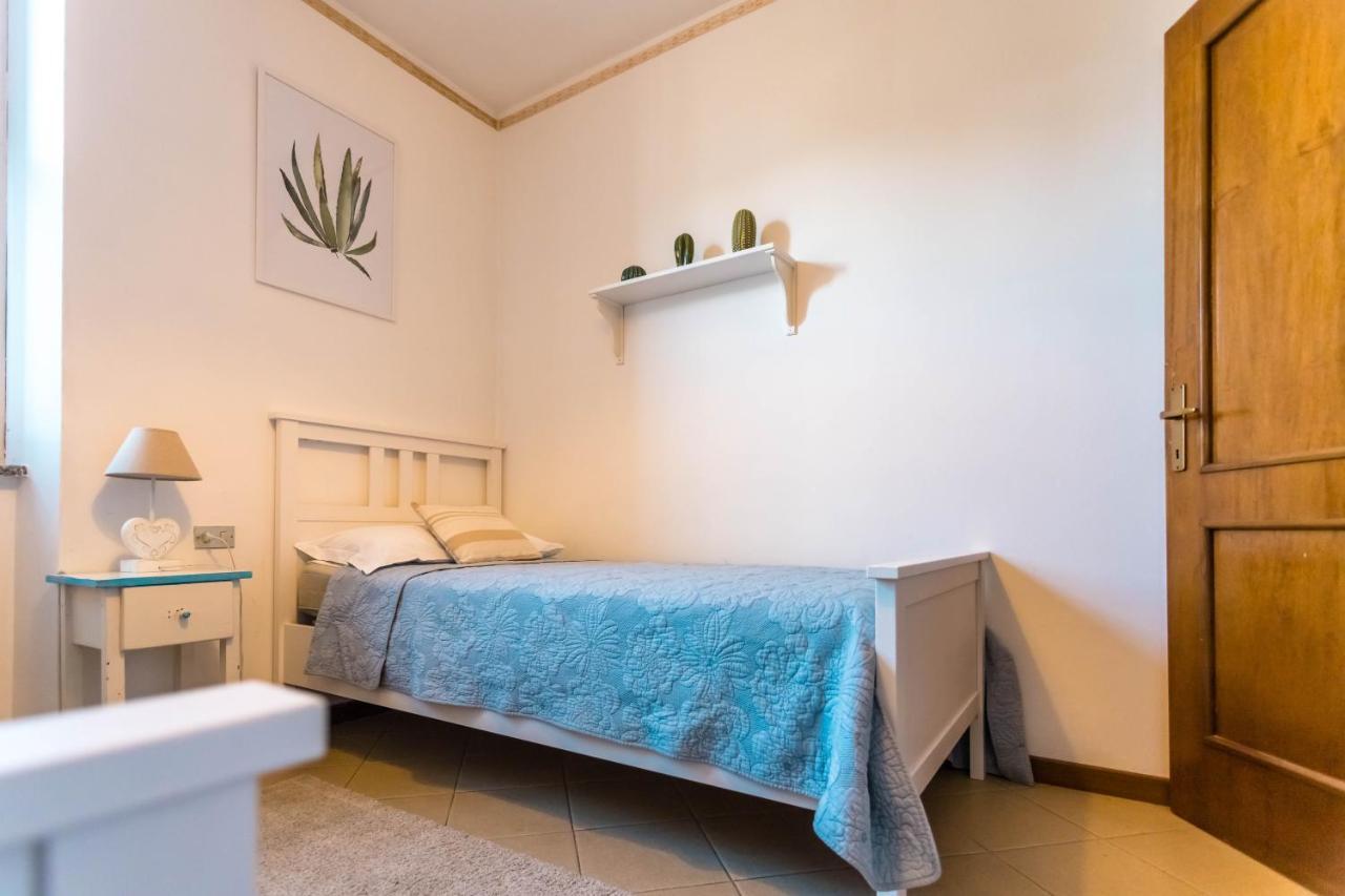 Porto Azzurro Apartment 바레나 외부 사진